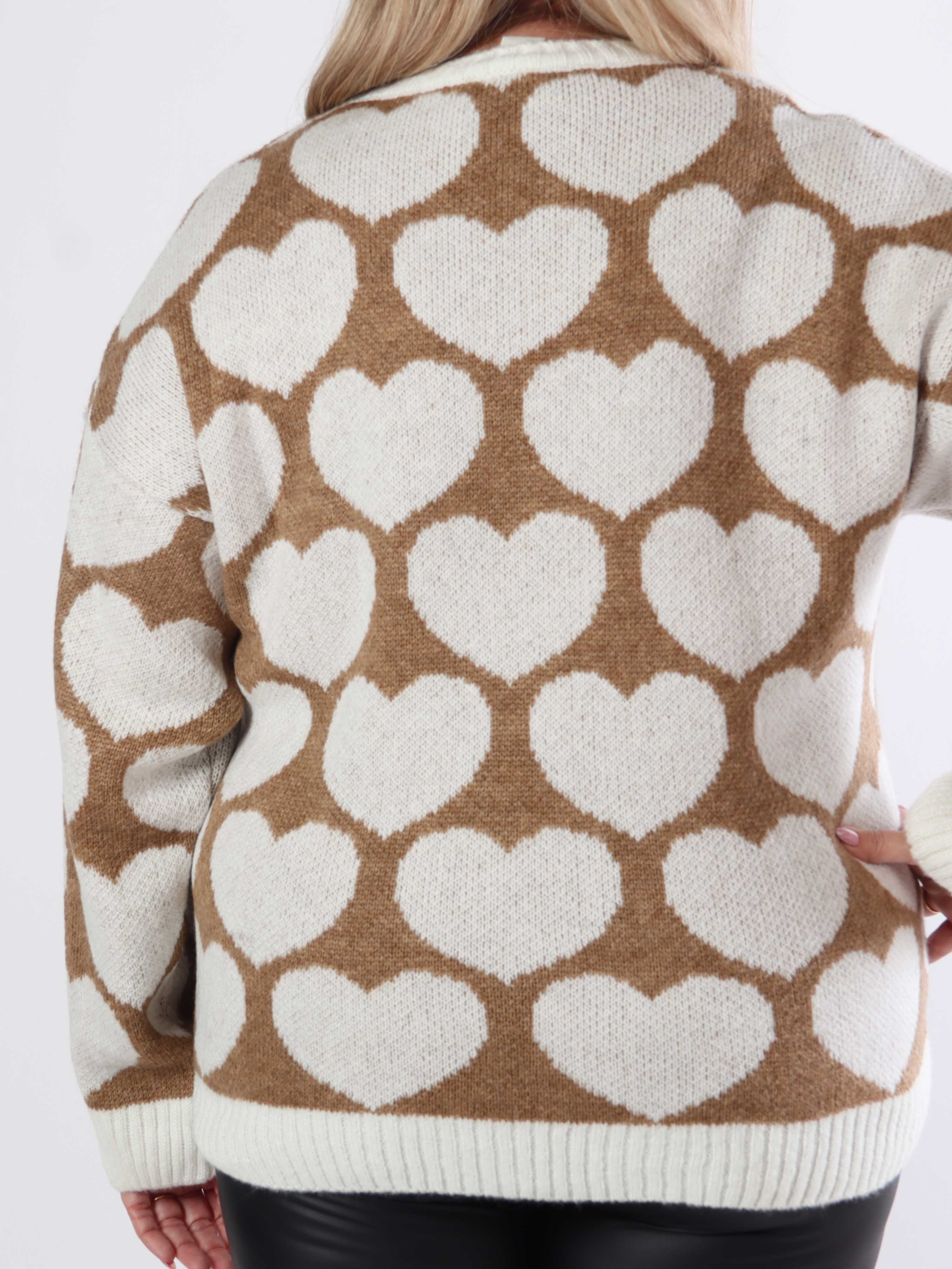 Saidy - Tjock plus size stickad blus med hjärtan